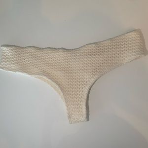 Montce Uno Micro Bone Crochet scrunch Bikini bottoms
